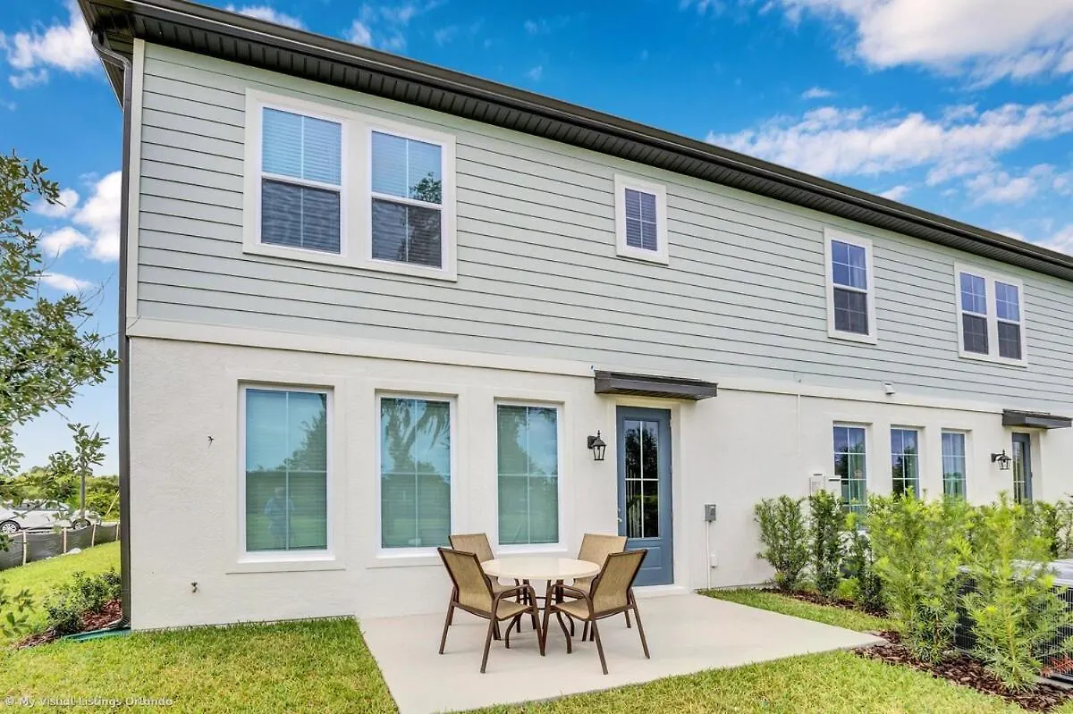 Sunny Amp Bright Modern Retreat Villa Davenport 0*,  United States